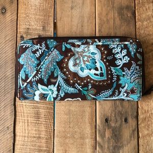 Vera Bradley Travel Wallet- Java Blue